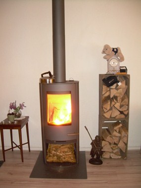 Fam. Damen uit Wageningen. TT20 van TermaTech. Deense kachel.